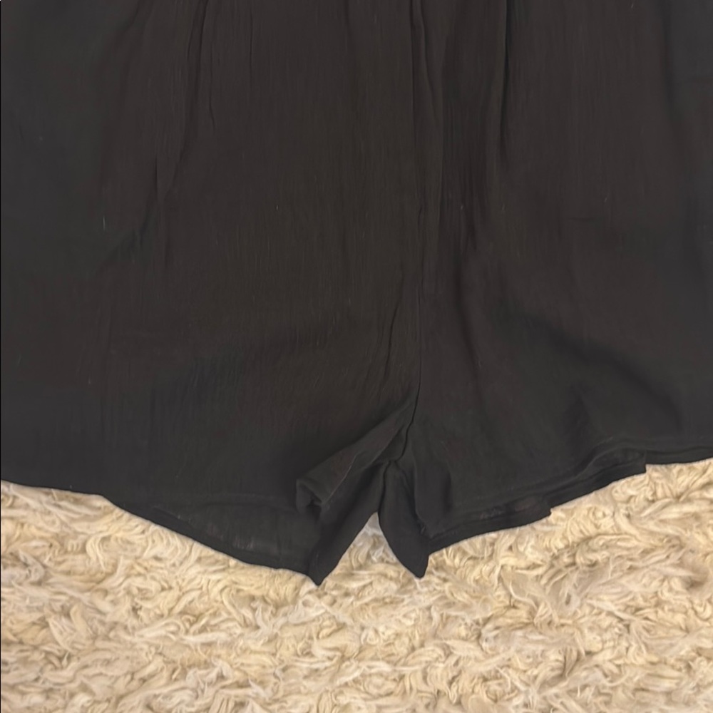 NWOT-Romper Chic Black Sleeveless Romper - Picture 10 of 13